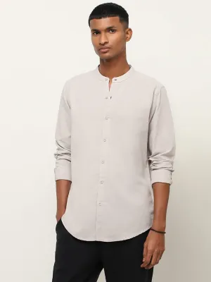 ETA Light Grey Solid Resort Fit Blended Linen Shirt