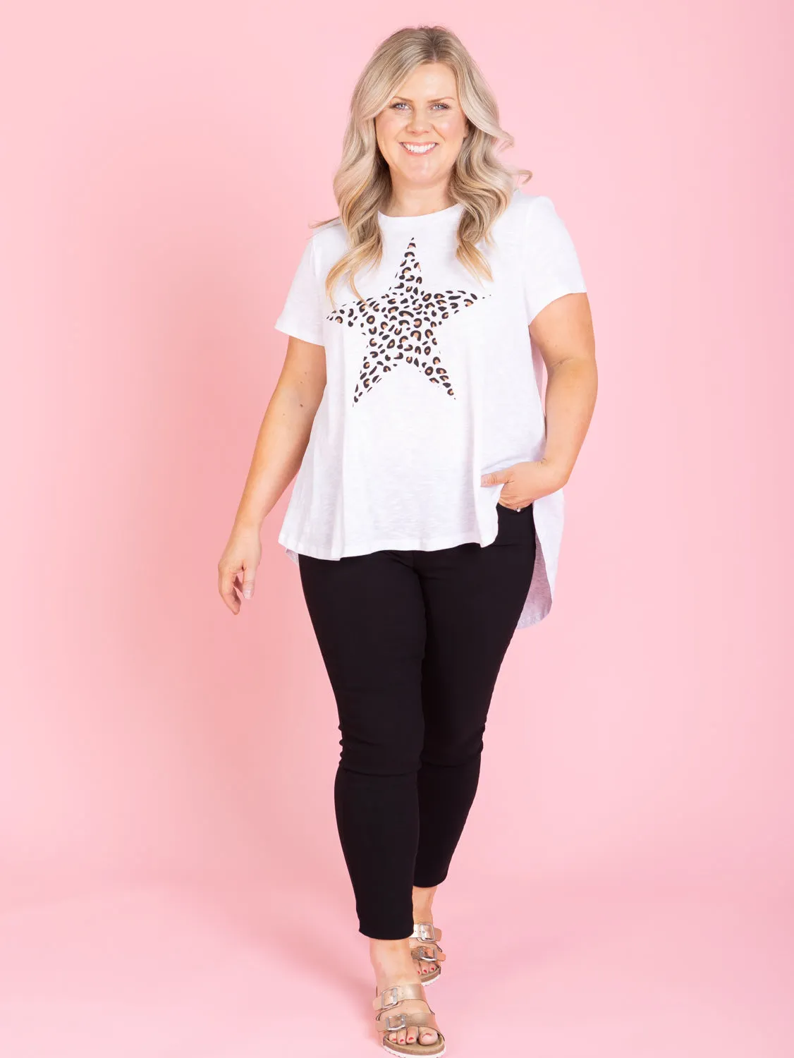 Maggie  Tee - White / Leopard Star