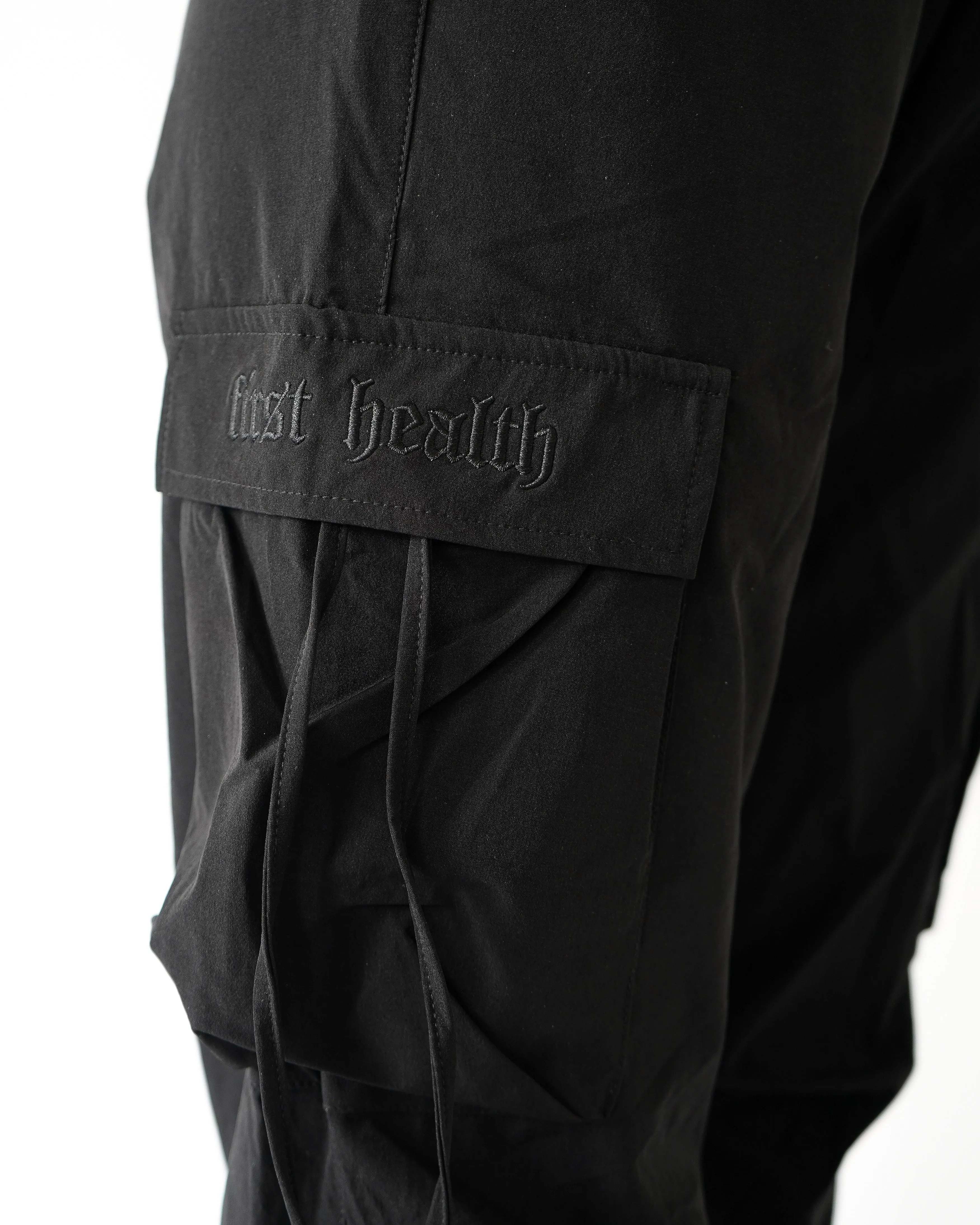 Parachute Cargo Joggers - Black