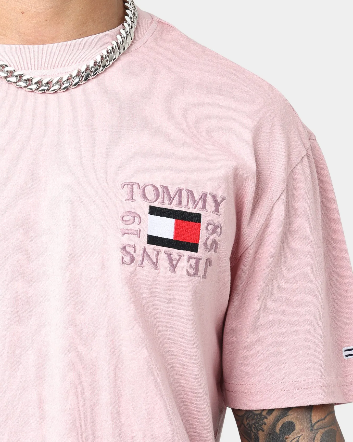 Tommy Jeans Timeless Box T-Shirt Broadway Pink