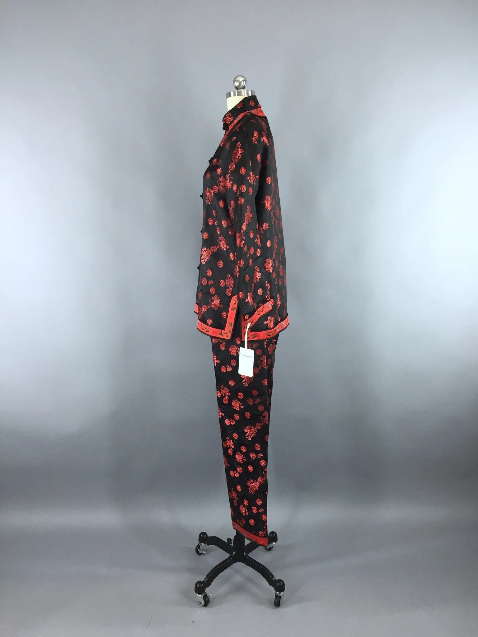 Vintage 1980s Black & Red Satin Brocade Asian Pajamas Set