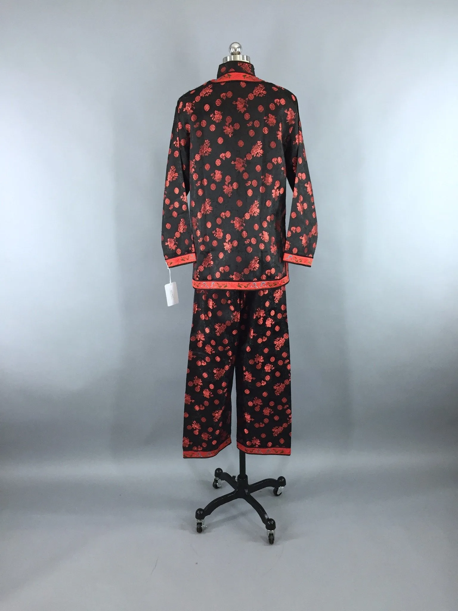 Vintage 1980s Black & Red Satin Brocade Asian Pajamas Set